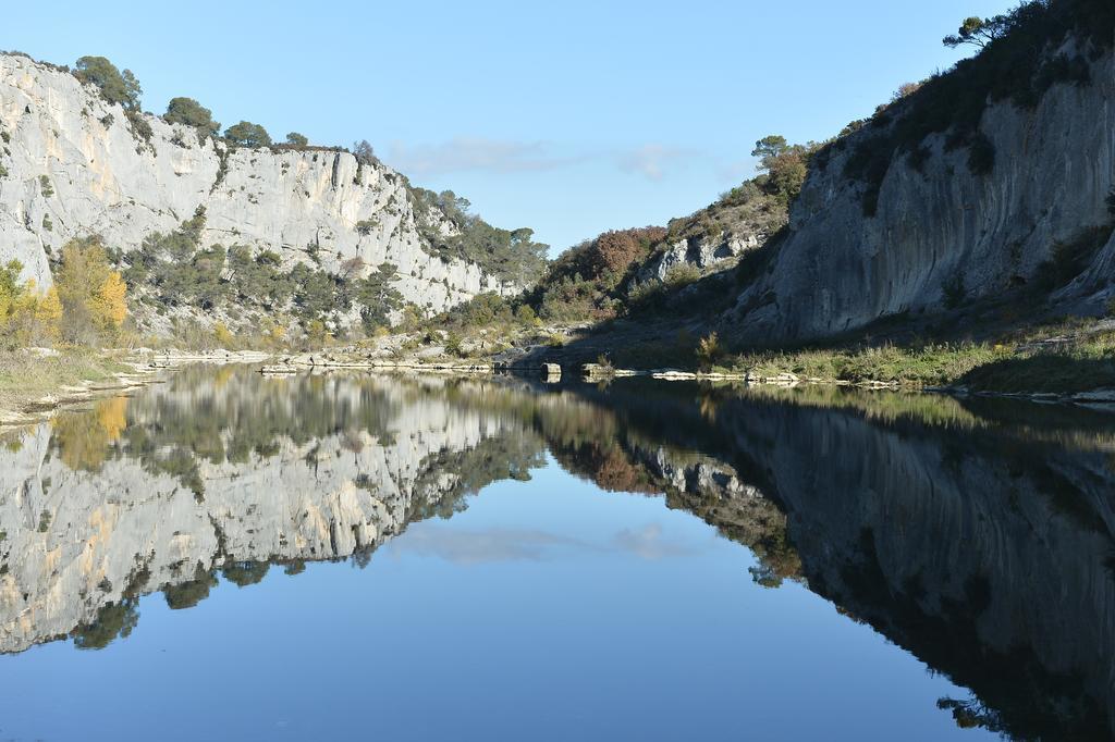 Le Mas Des Alexandrins Uzès Екстериор снимка
