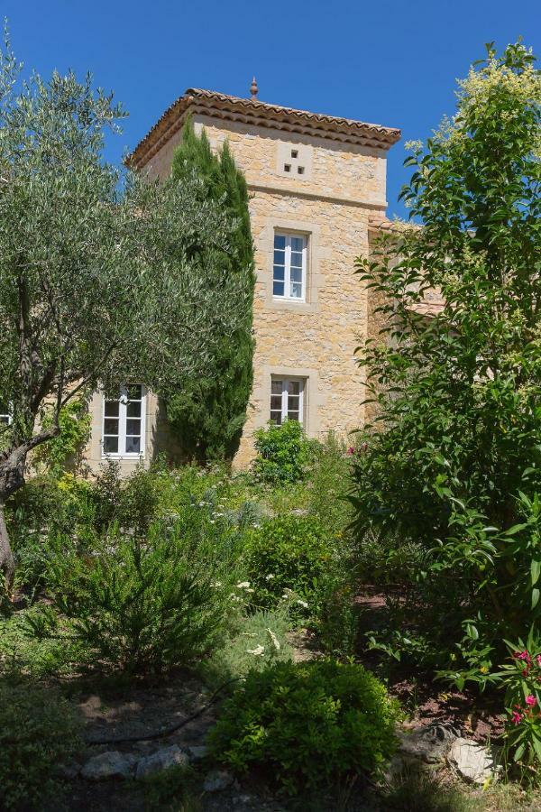 Le Mas Des Alexandrins Uzès Екстериор снимка